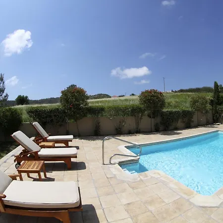 Eve Xιnisteri Villa Pissoúri
