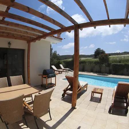 Eve Xιnisteri *