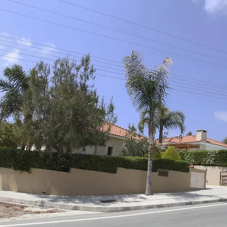 Eve Xιnisteri Villa