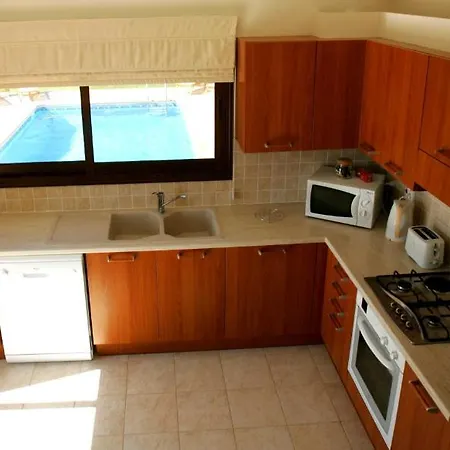 Eve Xιnisteri Villa