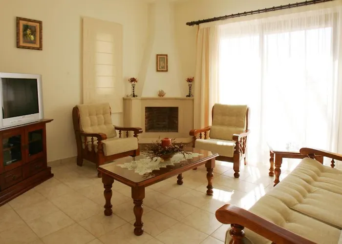 Eve Xιnisteri Vila Pissouri